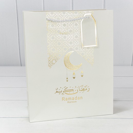 Пакет подарочный с тиснением "Ramadan" (272) 26*32*12 210г Белый 1/20 1/120 Арт: 000272C