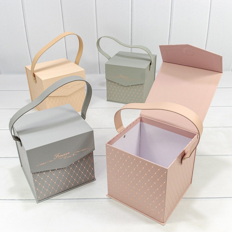 Коробка Куб 14*14*14 с ручкой и крышкой на магните (микс 3) 1/4 1/32 Арт: 721809/3